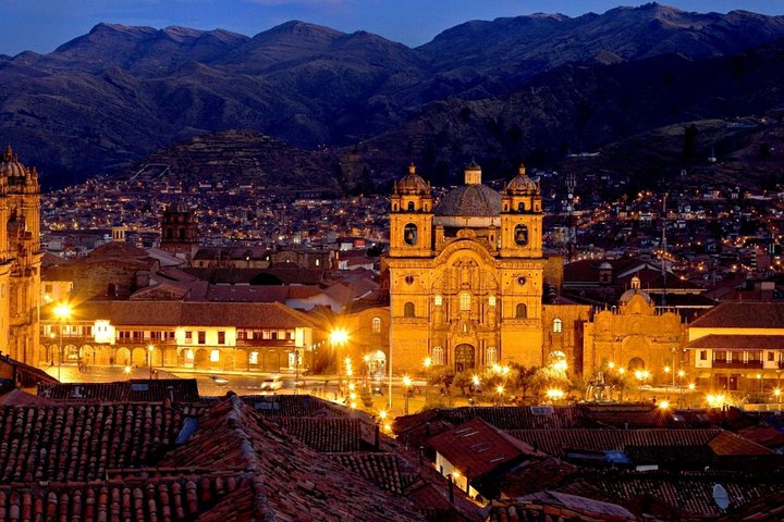 Tour Nocturno en Cusco Servicio Privado